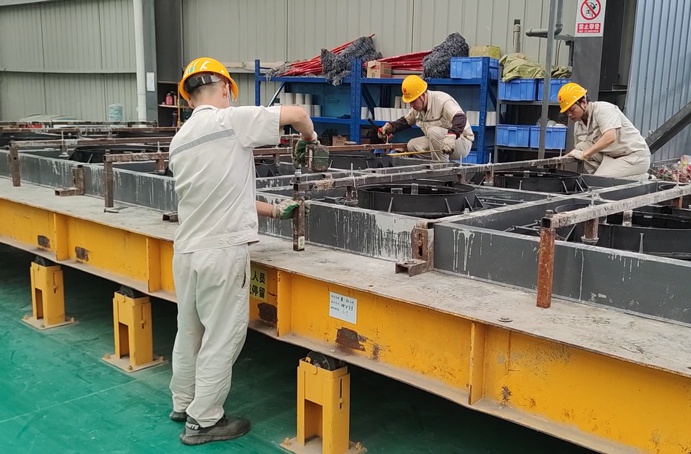 南昌市政建設(shè)集團(tuán)一體化預(yù)制井蓋生產(chǎn)工藝流程 南昌市政建設(shè)集團(tuán)一體化預(yù)制井蓋生產(chǎn)工藝流程