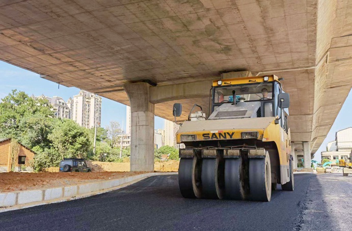 南昌縣斗南路工程全力以赴保通車 南昌縣斗南路工程全力以赴保通車