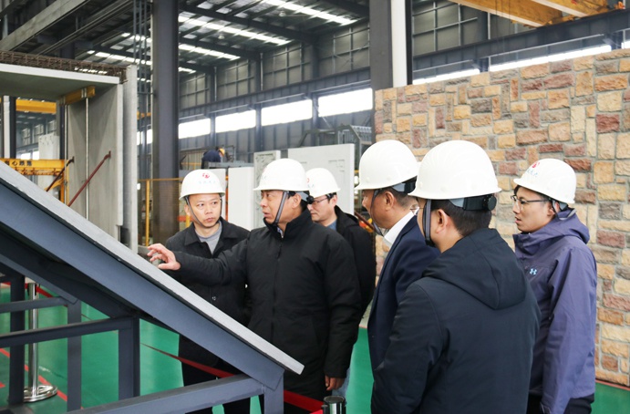 市政公用集團(tuán)黨委副書記、總經(jīng)理萬義輝到市政遠(yuǎn)大公司調(diào)研指導(dǎo)
