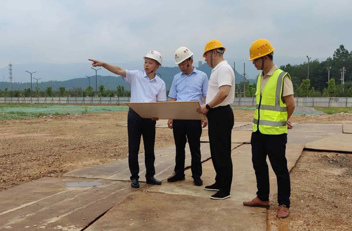 市政公用集團(tuán)黨委副書(shū)記總經(jīng)理萬(wàn)義輝到綠色建材科技產(chǎn)業(yè)園項(xiàng)目調(diào)研 市政公用集團(tuán)黨委副書(shū)記總經(jīng)理萬(wàn)義輝到綠色建材科技產(chǎn)業(yè)園項(xiàng)目調(diào)研