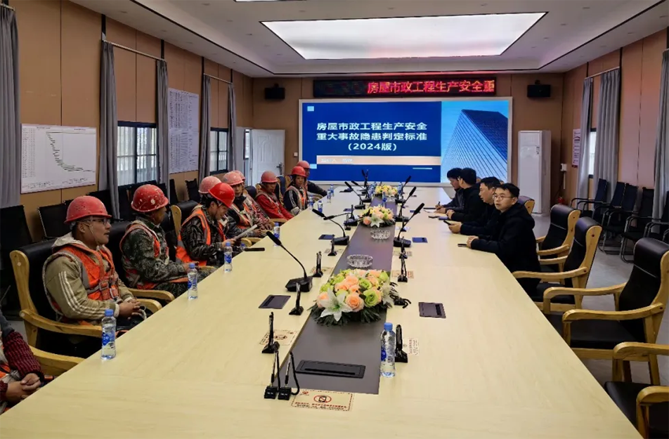 高處作業(yè)安全培訓｜腳手架搭設、防墜落措施與事故警示教育